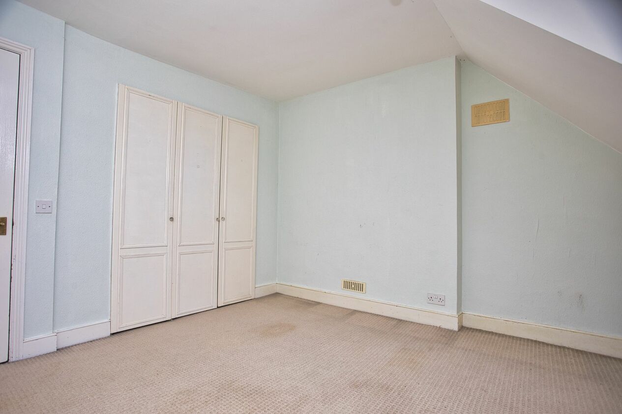 Properties For Sale in Earls Avenue  Folkestone