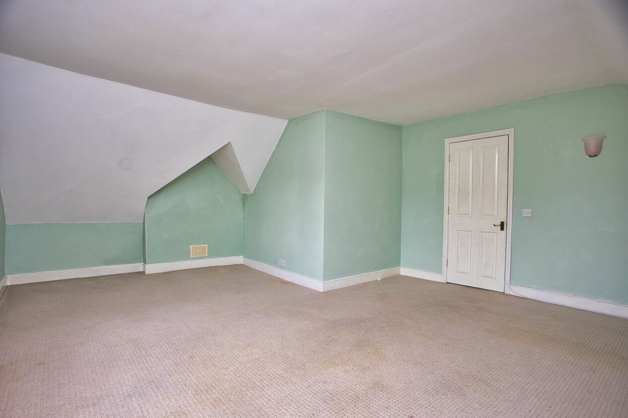 Properties For Sale in Earls Avenue  Folkestone