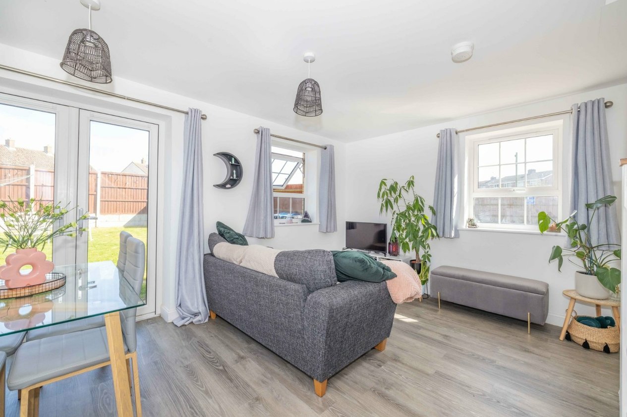 Properties For Sale in Easington Place Aylesham