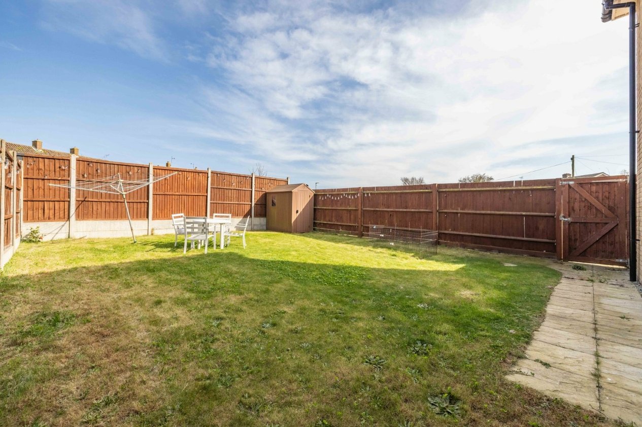 Properties For Sale in Easington Place Aylesham