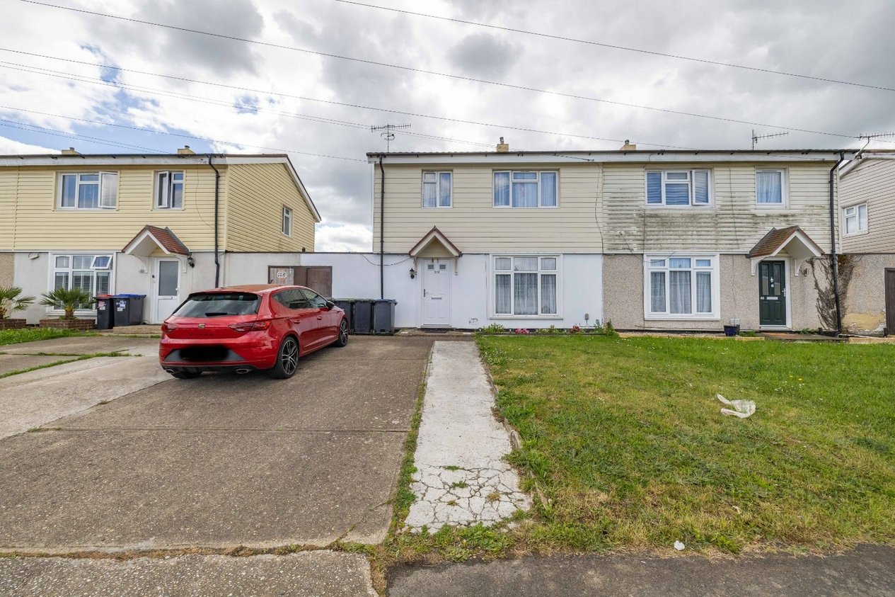 Properties For Sale in East Street Canterbury