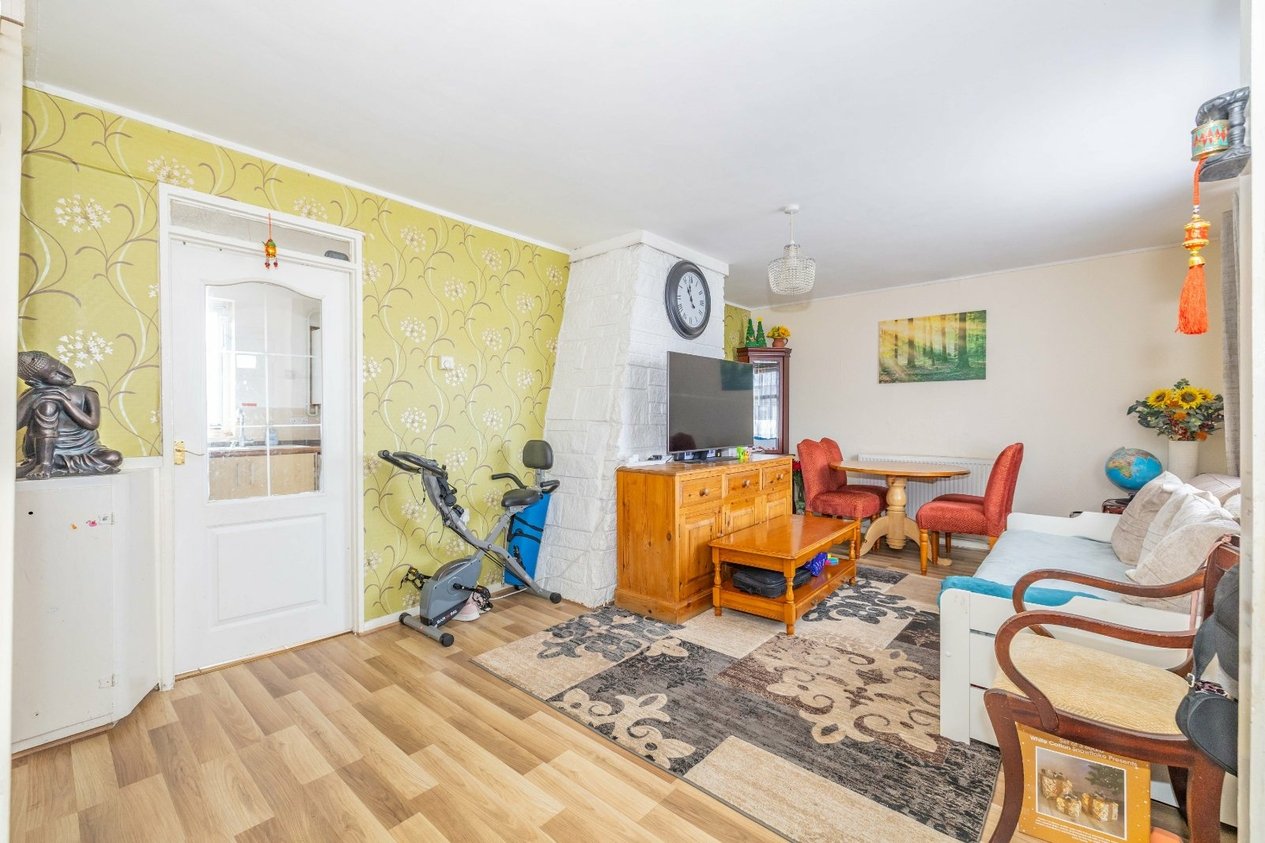 Properties For Sale in East Street Canterbury