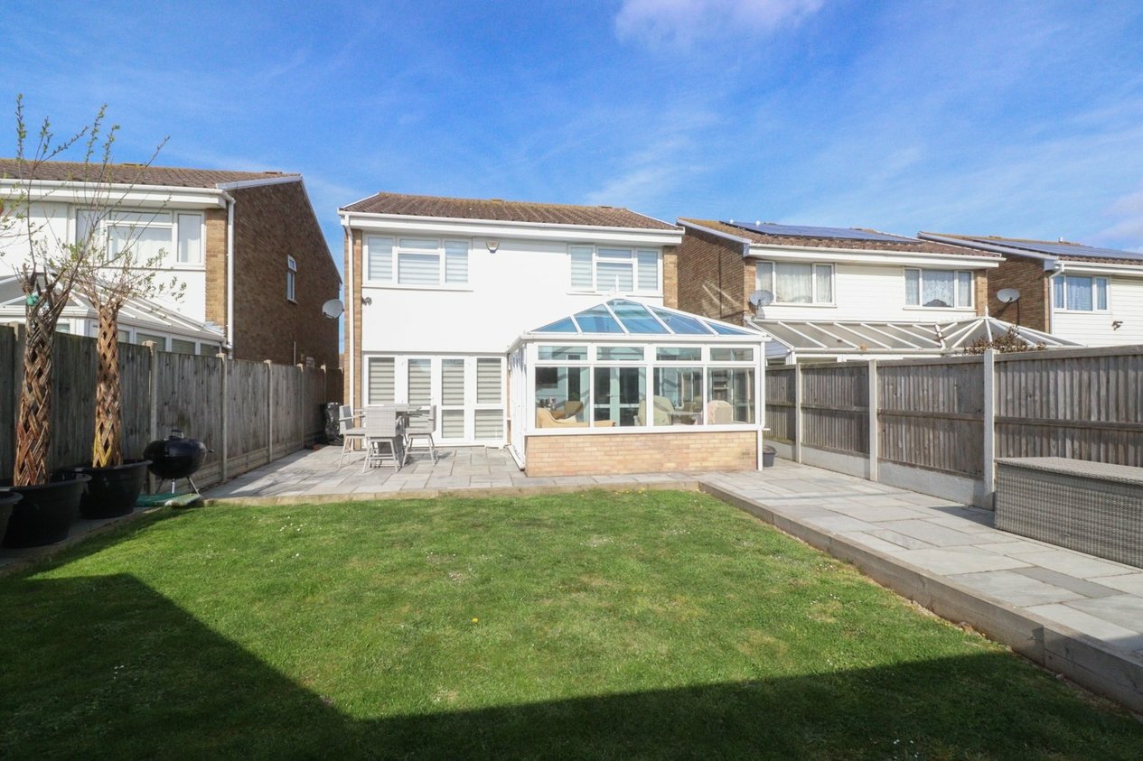 Properties For Sale in Eastchurch Road Cliftonville