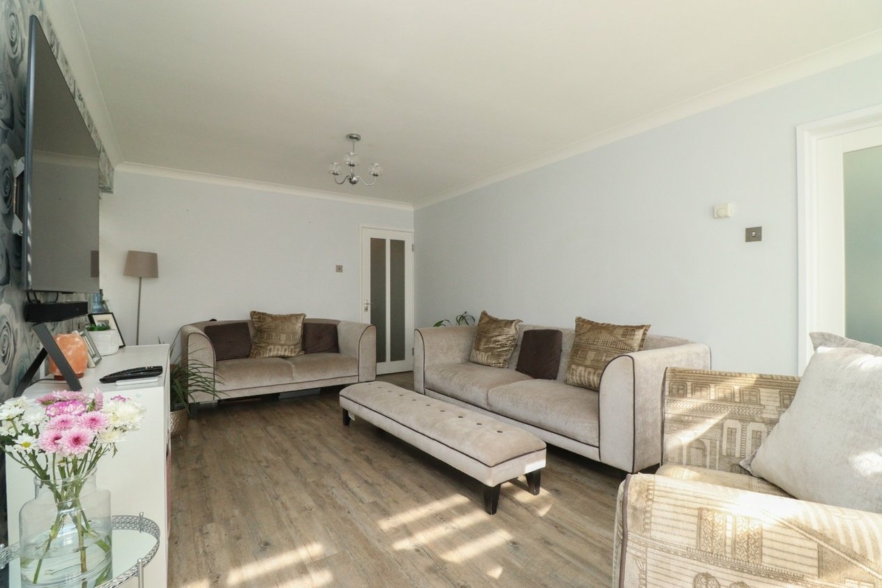 Properties For Sale in Eastchurch Road Cliftonville