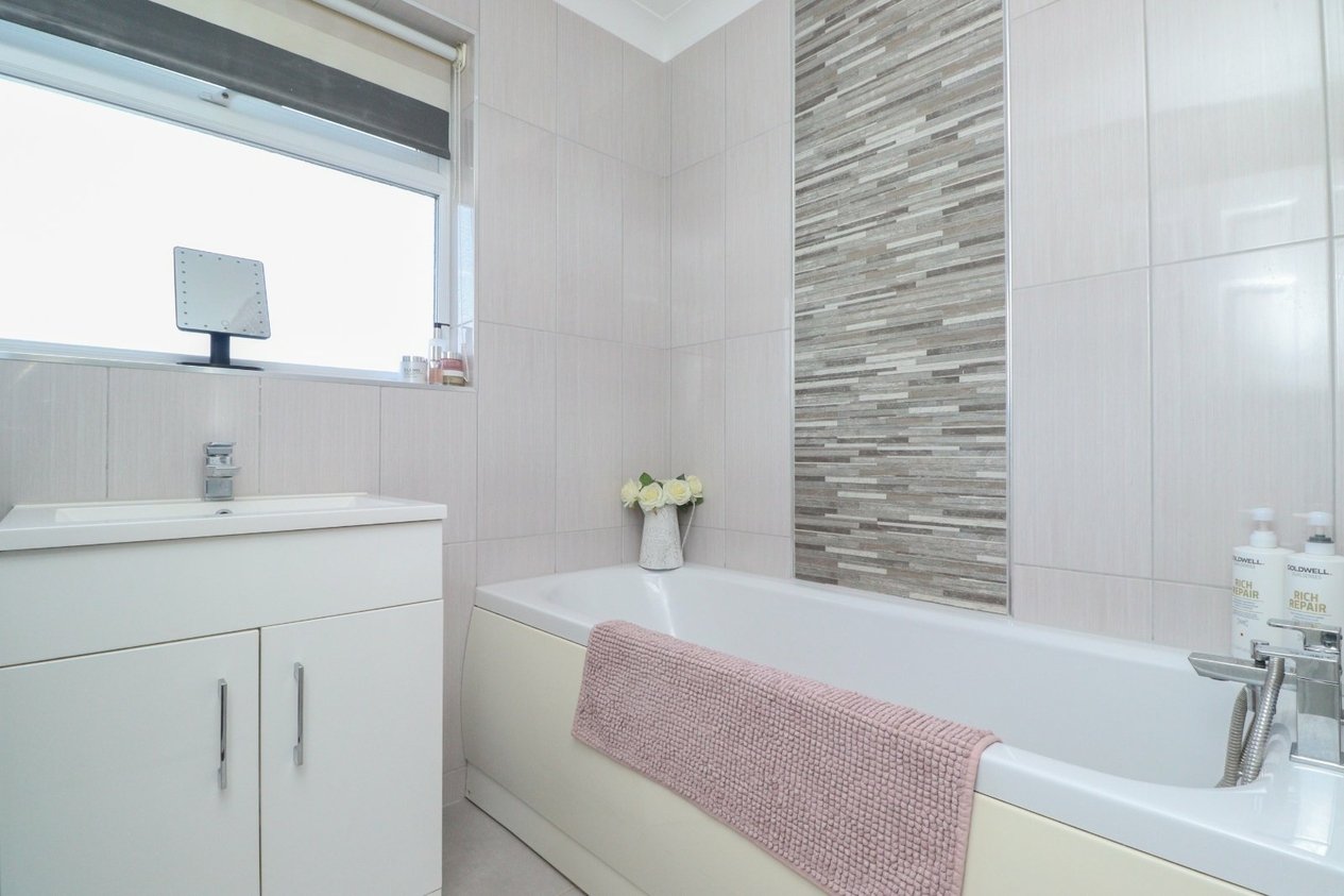 Properties For Sale in Eastchurch Road Cliftonville