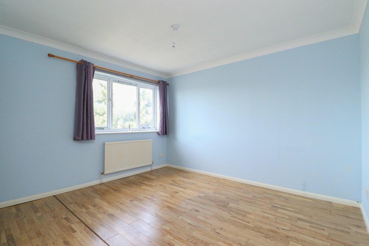 Properties Under Offer in Eastchurch Road Margate