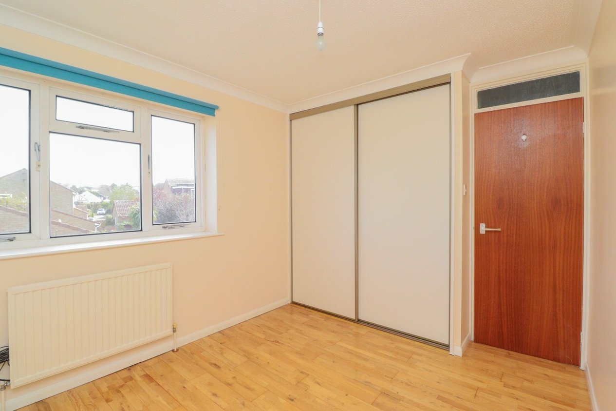Properties Under Offer in Eastchurch Road Margate