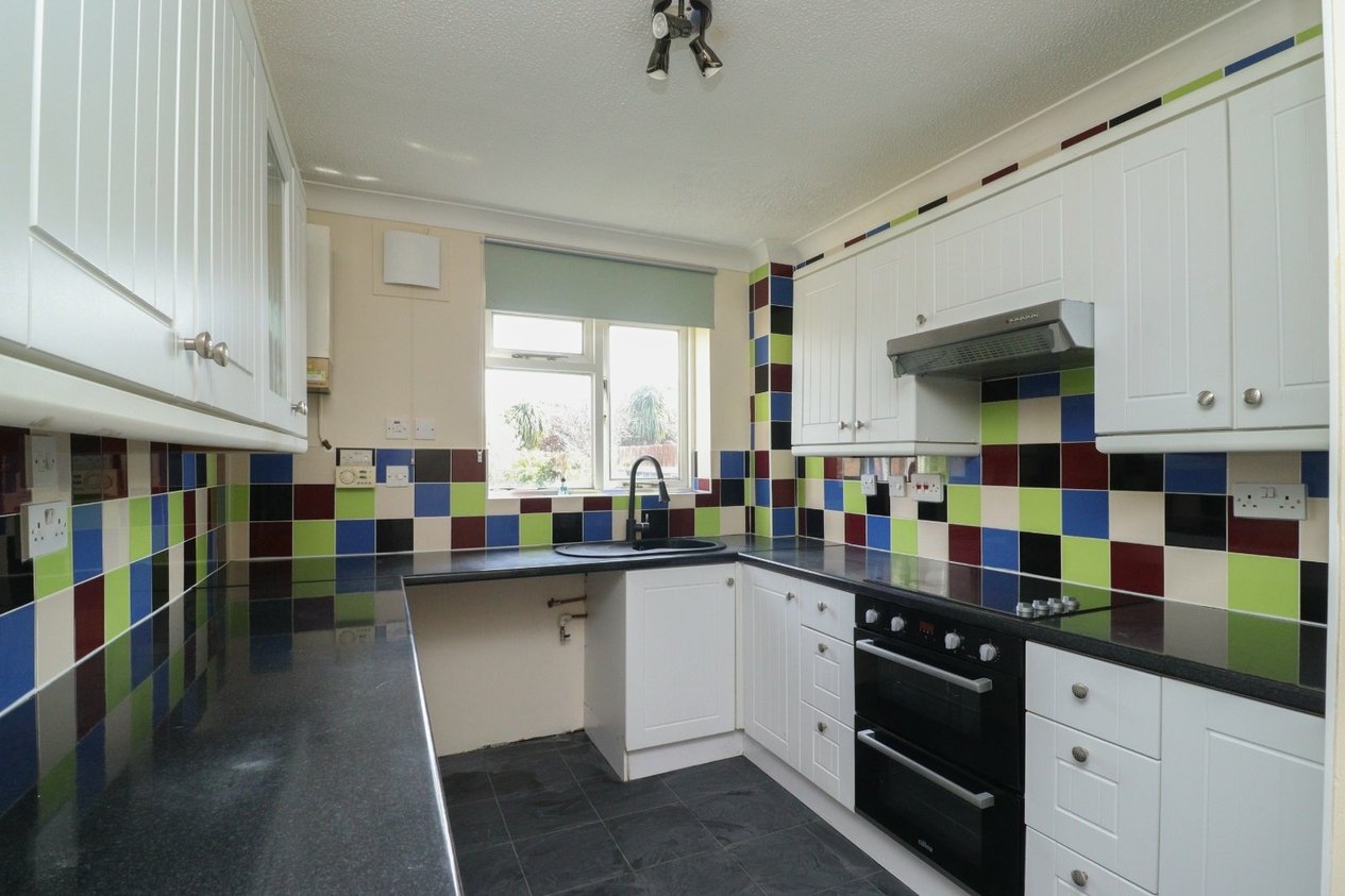 Properties Under Offer in Eastchurch Road Margate