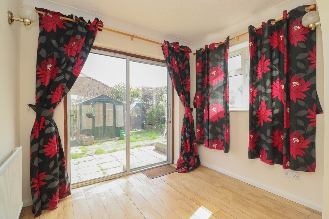 Properties Under Offer in Eastchurch Road Margate