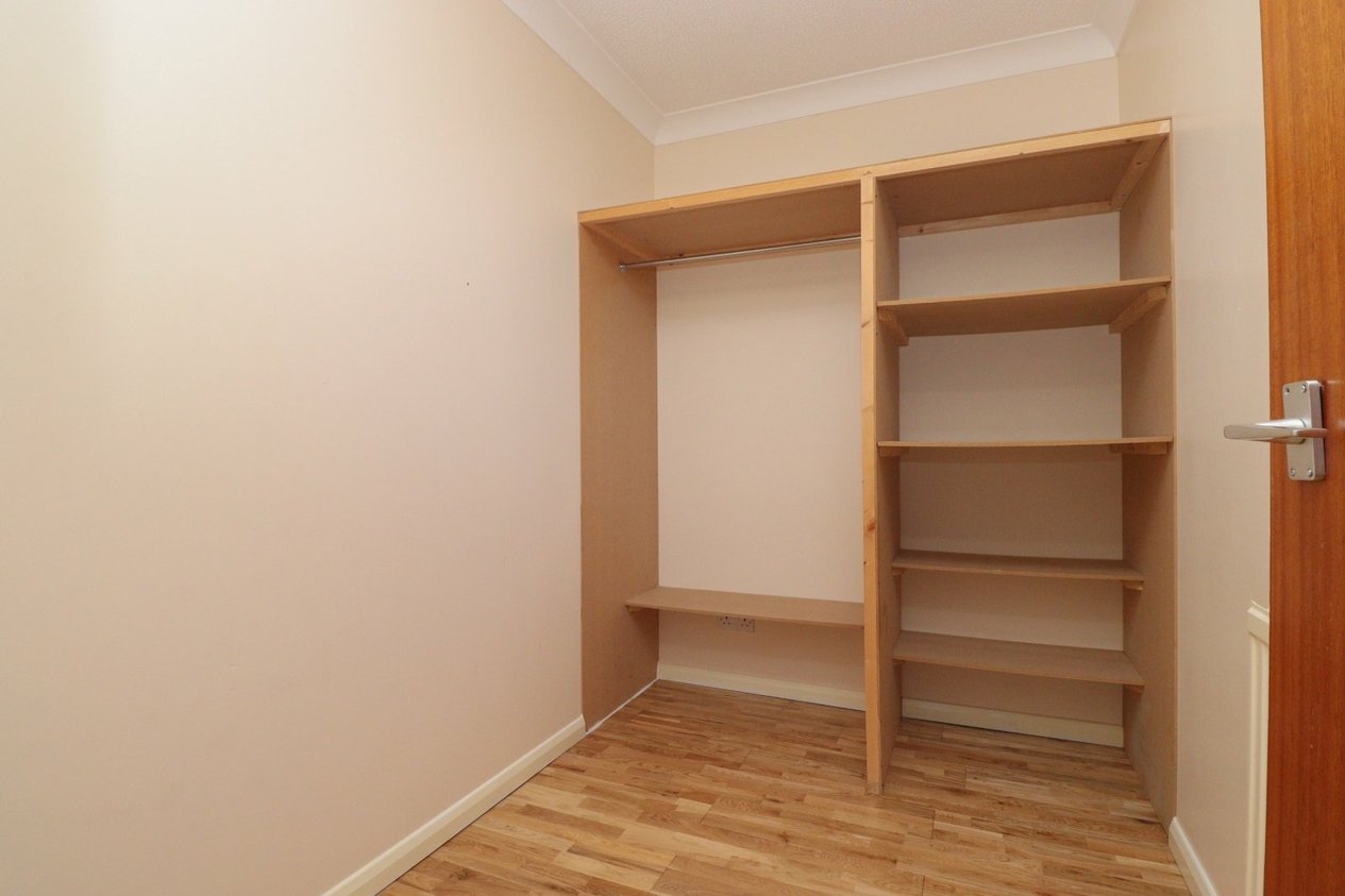 Properties Under Offer in Eastchurch Road Margate
