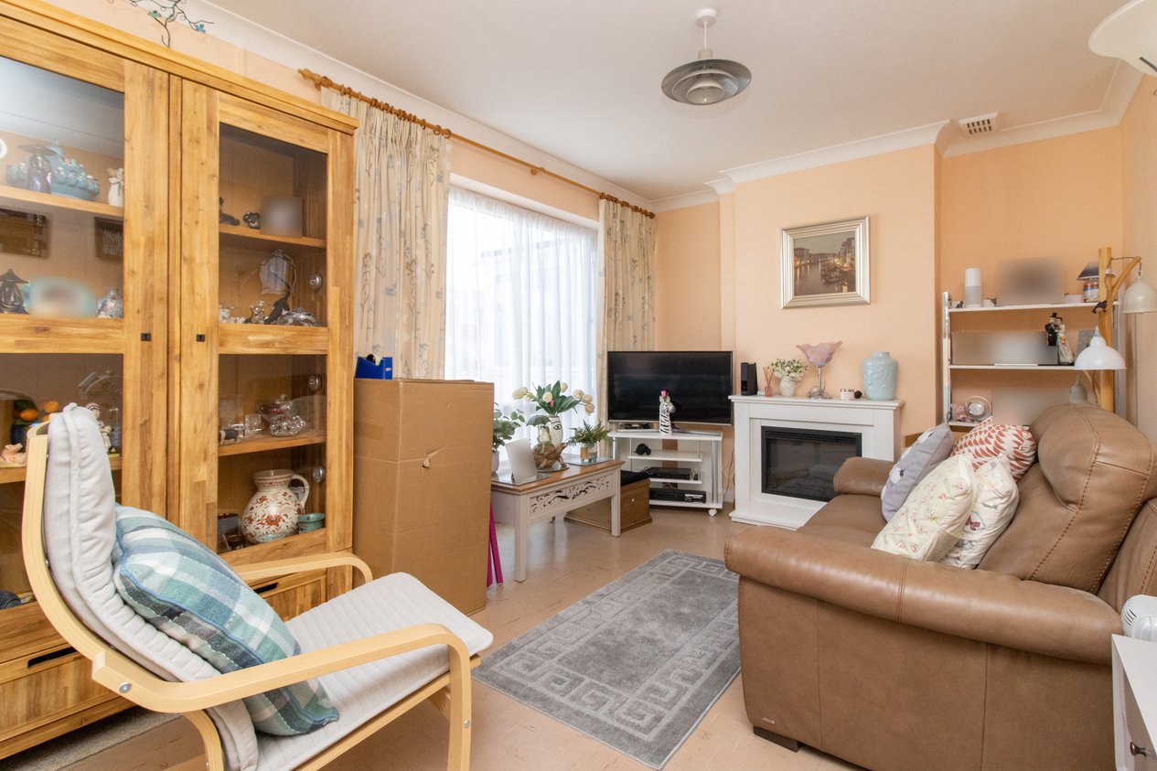 Properties Under Offer in Eastchurch Road Margate