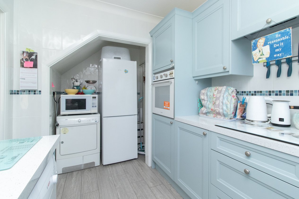 Properties Under Offer in Eastchurch Road Margate