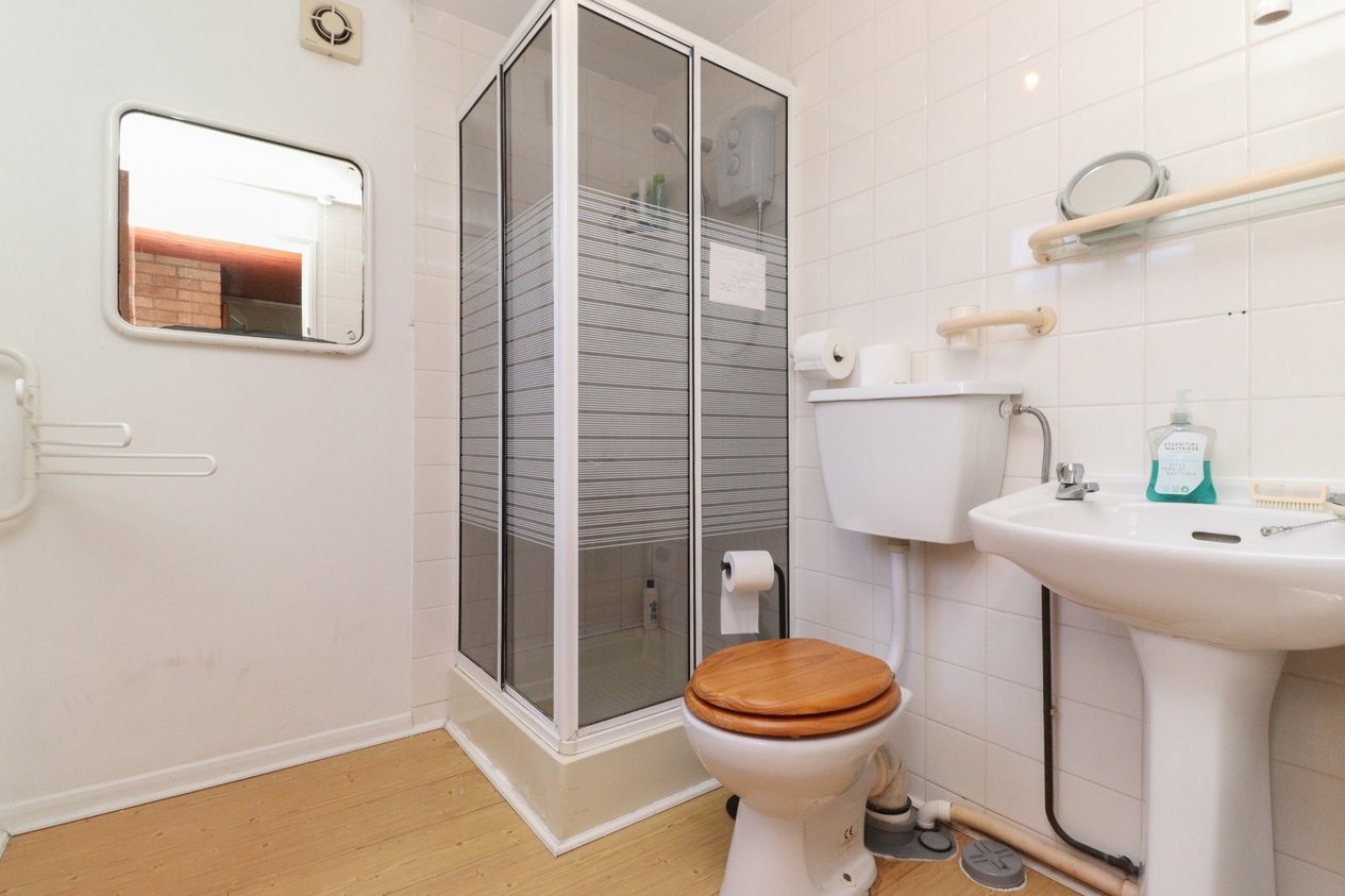 Properties For Sale in Eastchurch Road Margate