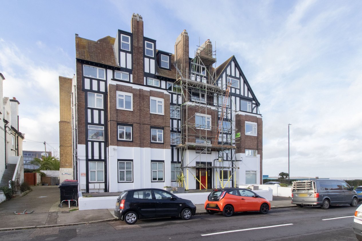Properties Under Offer in Eastern Esplanade Cliftonville