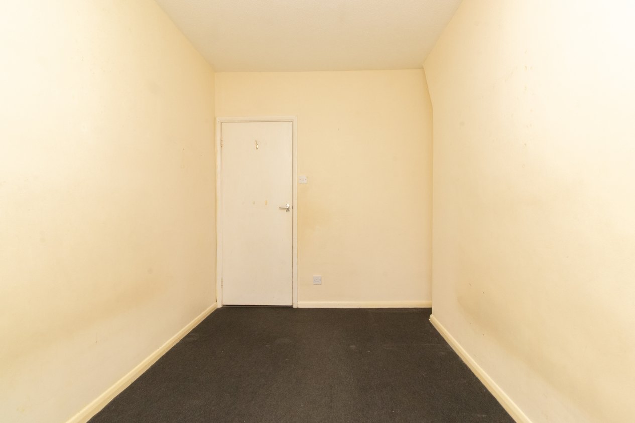 Properties Under Offer in Eastern Esplanade Cliftonville
