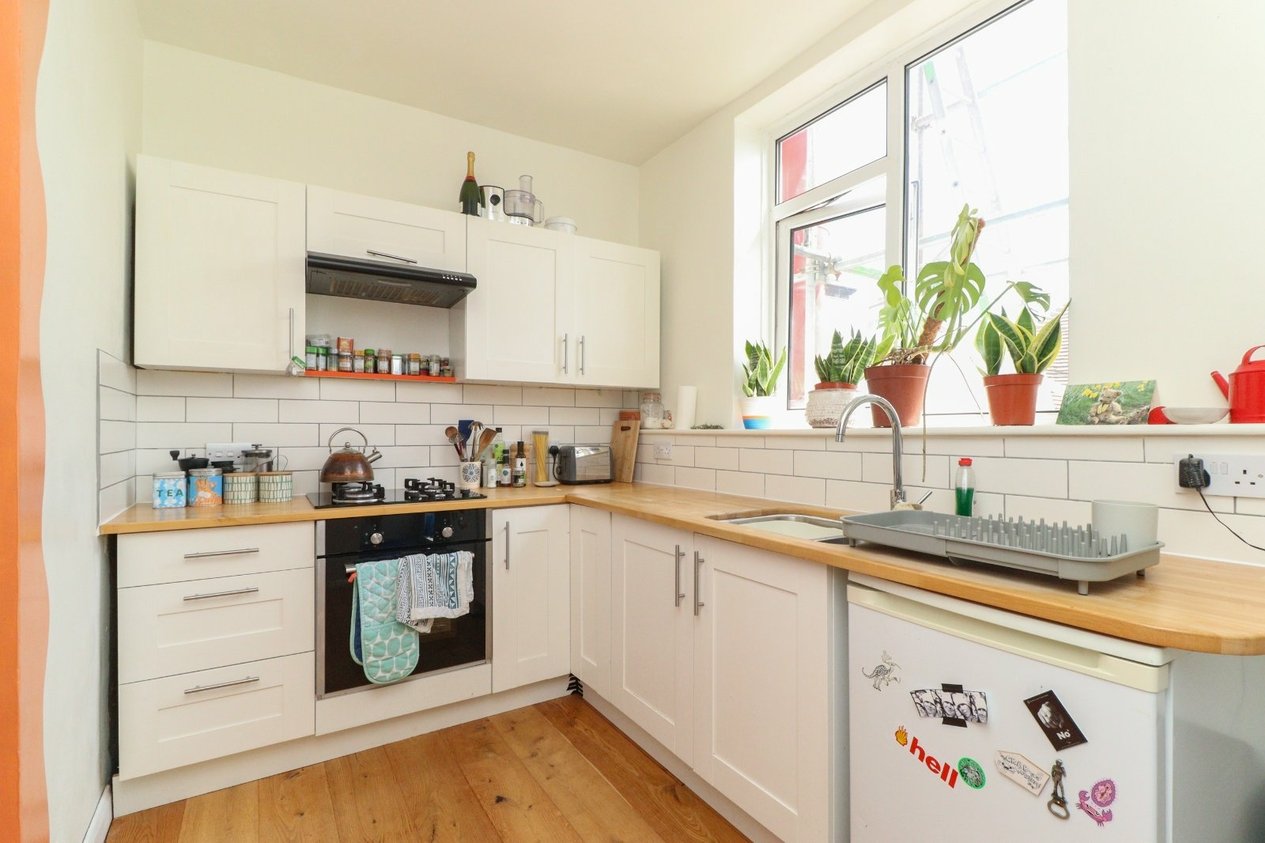 Properties For Sale in Eastern Esplanade Cliftonville