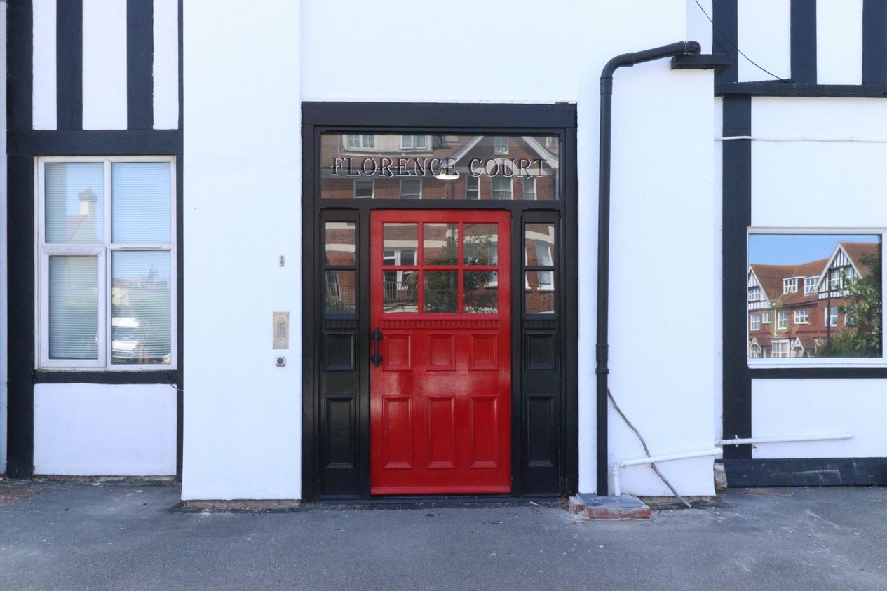 Properties For Sale in Eastern Esplanade Cliftonville
