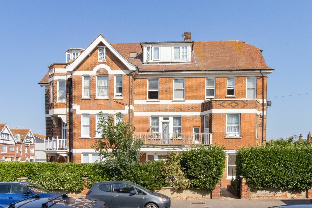 Properties For Sale in Eastern Esplanade  Lynton Court Mansions