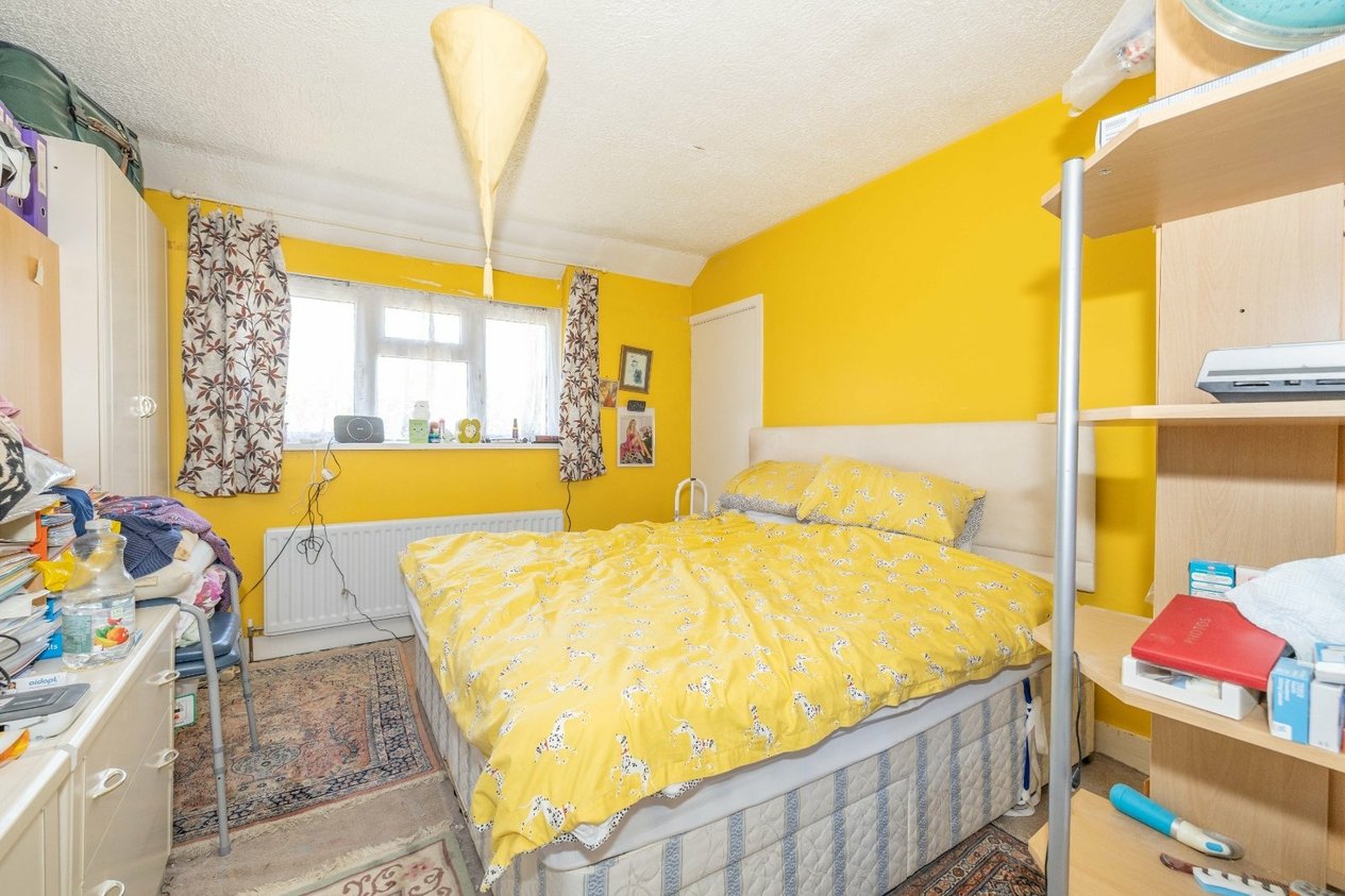 Properties For Sale in Eastern Gardens Willesborough