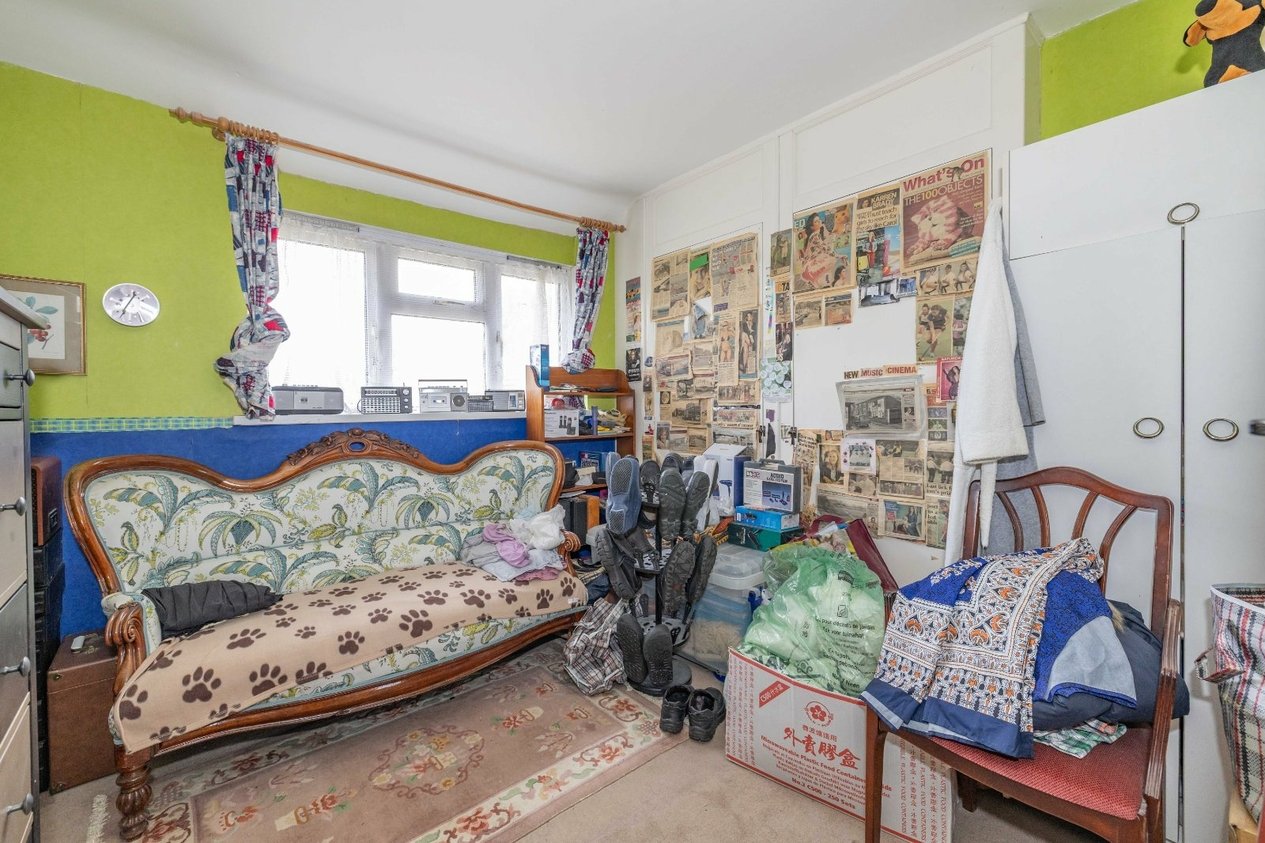 Properties For Sale in Eastern Gardens Willesborough