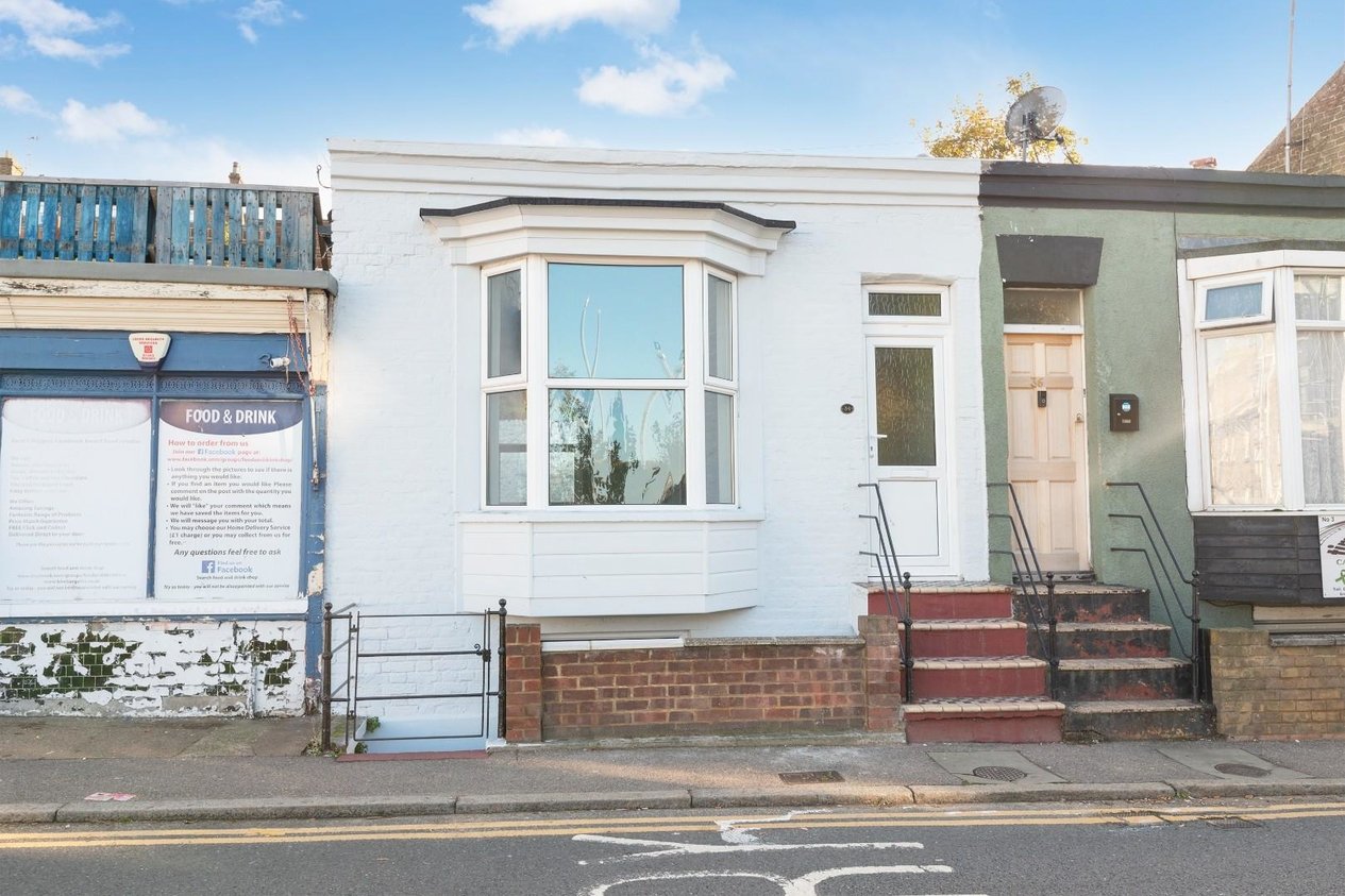 Properties Sold Subject To Contract in Eaton Road 