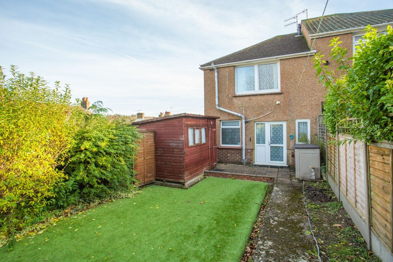Properties Sold Subject To Contract in Eaves Road  Dover