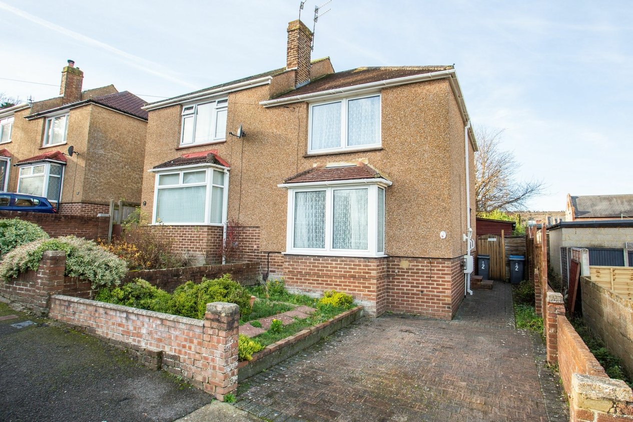 Properties Sold Subject To Contract in Eaves Road  Dover