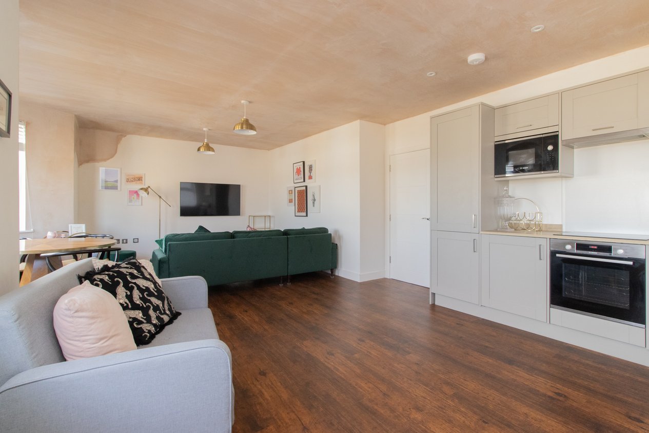 Properties For Sale in Edgar Road Cliftonville