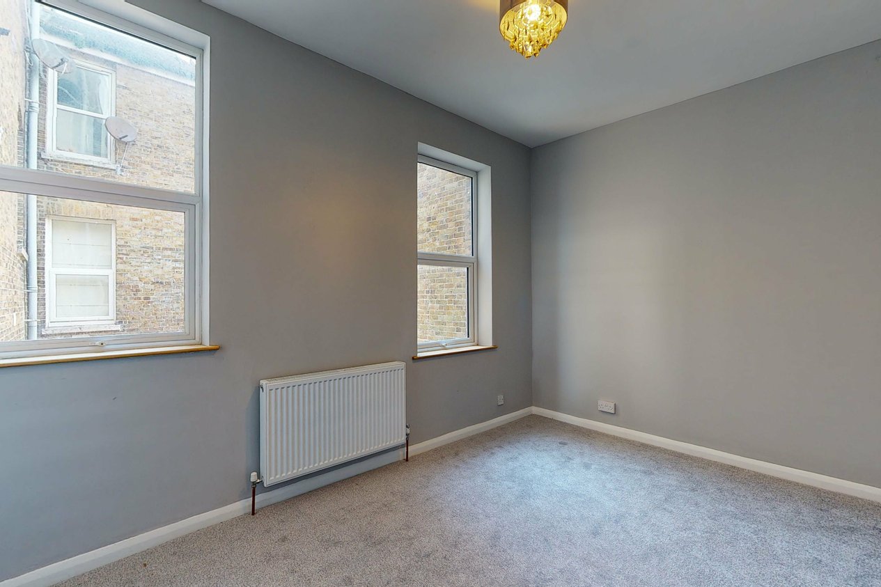 Properties For Sale in Edgar Road Cliftonville