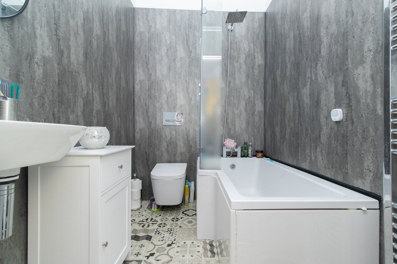 Properties For Sale in Edgar Road Cliftonville