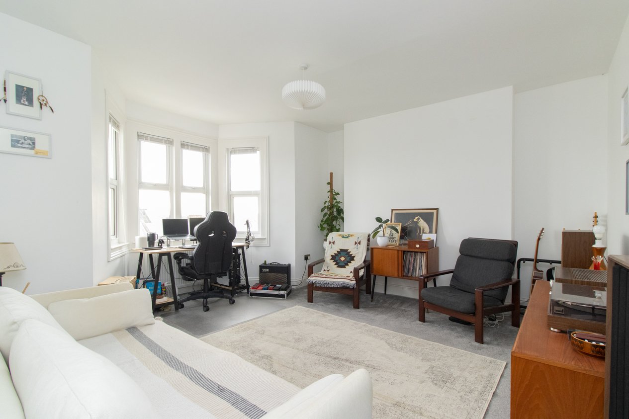 Properties Under Offer in Edgar Road Margate