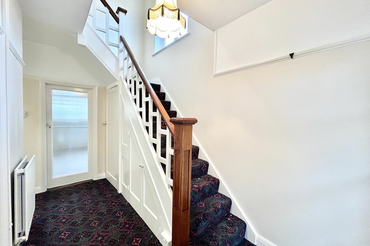 Properties For Sale in Edmanson Avenue 