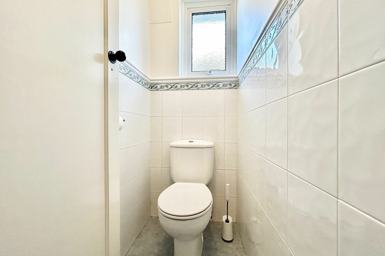 Properties For Sale in Edmanson Avenue 