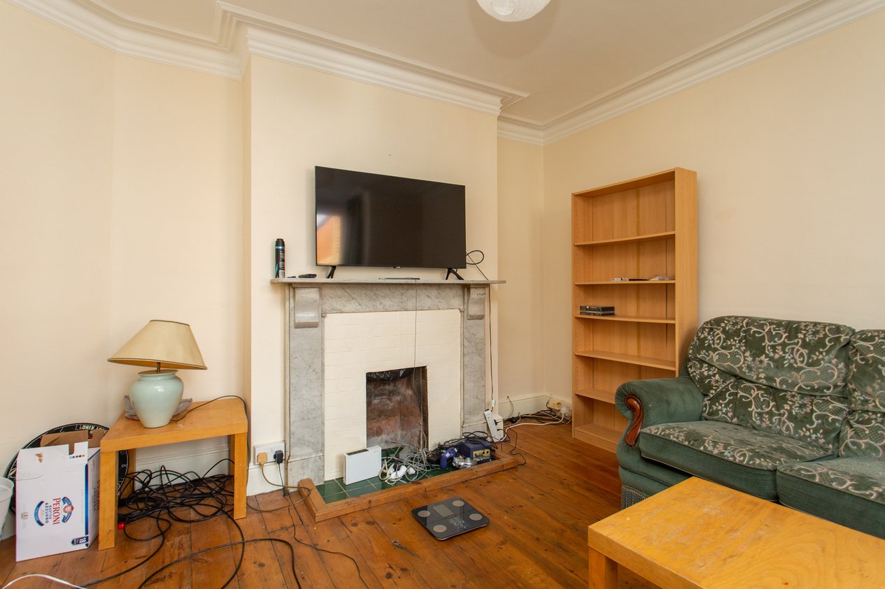 Properties Under Offer in Edward Road Canterbury