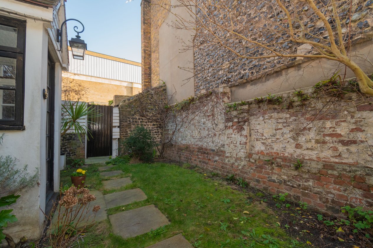 Properties For Sale in Effingham Street Ramsgate