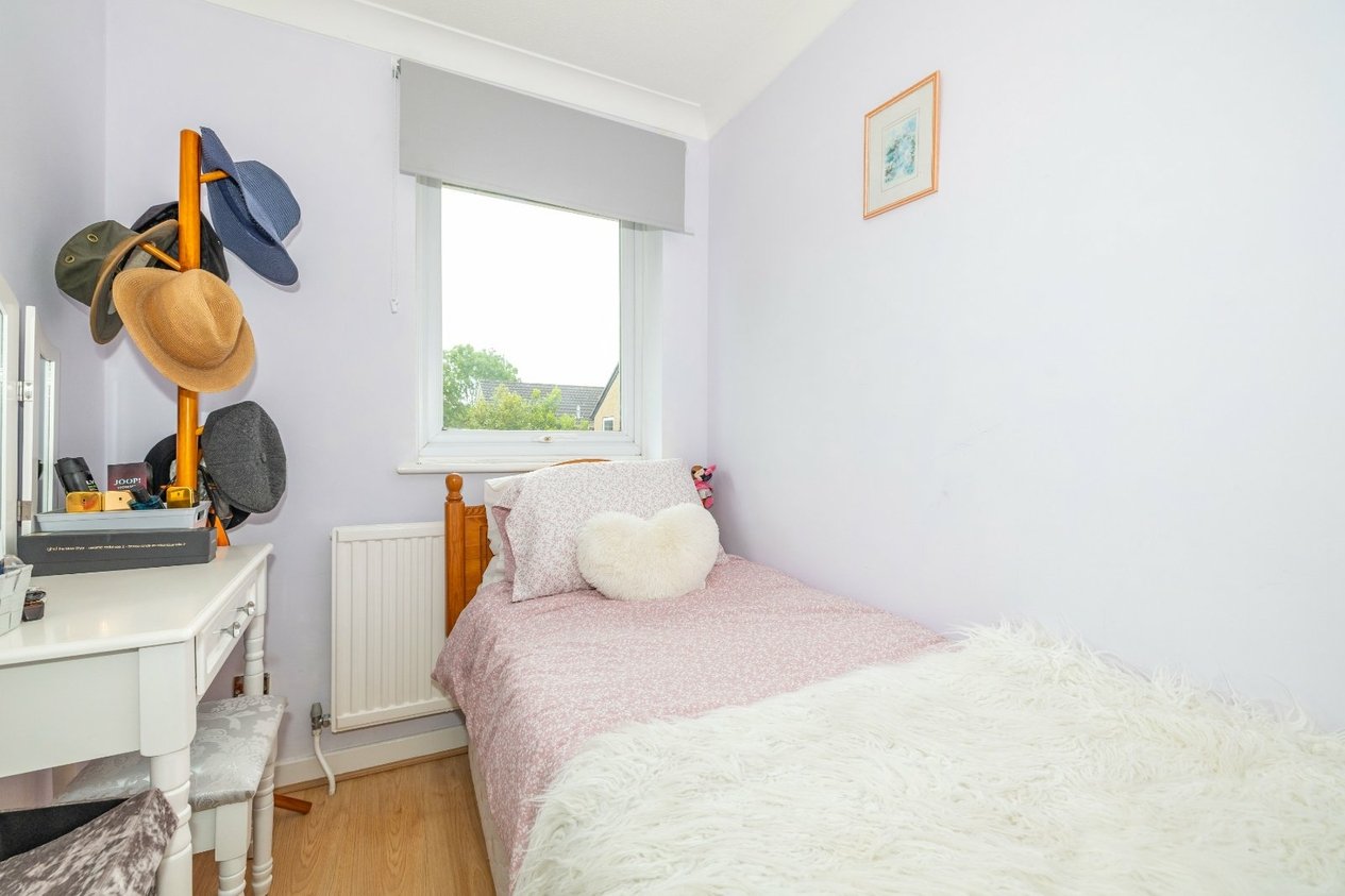 Properties For Sale in Eggringe Ashford