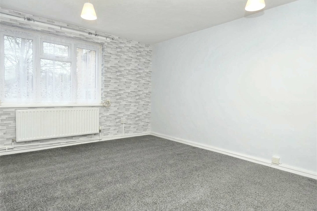 Properties For Sale in Elizabeth Kemp Court 