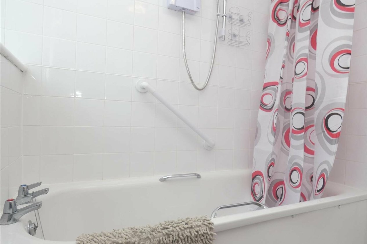 Properties For Sale in Elizabeth Kemp Court 