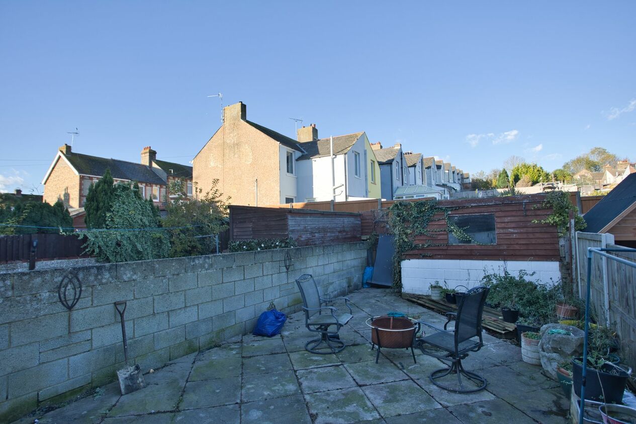Properties Sold Subject To Contract in Elms Vale Road  Dover