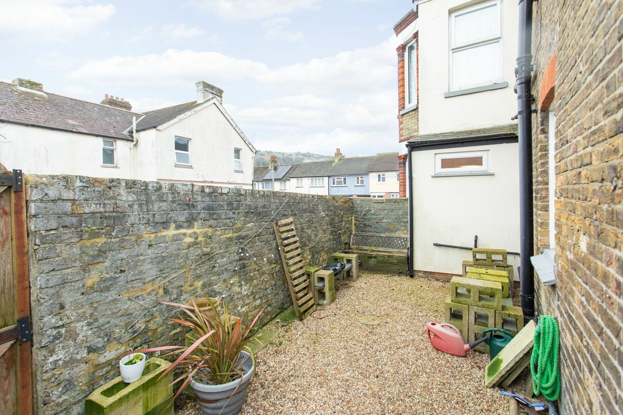 Properties Sold Subject To Contract in Elms Vale Road  Dover