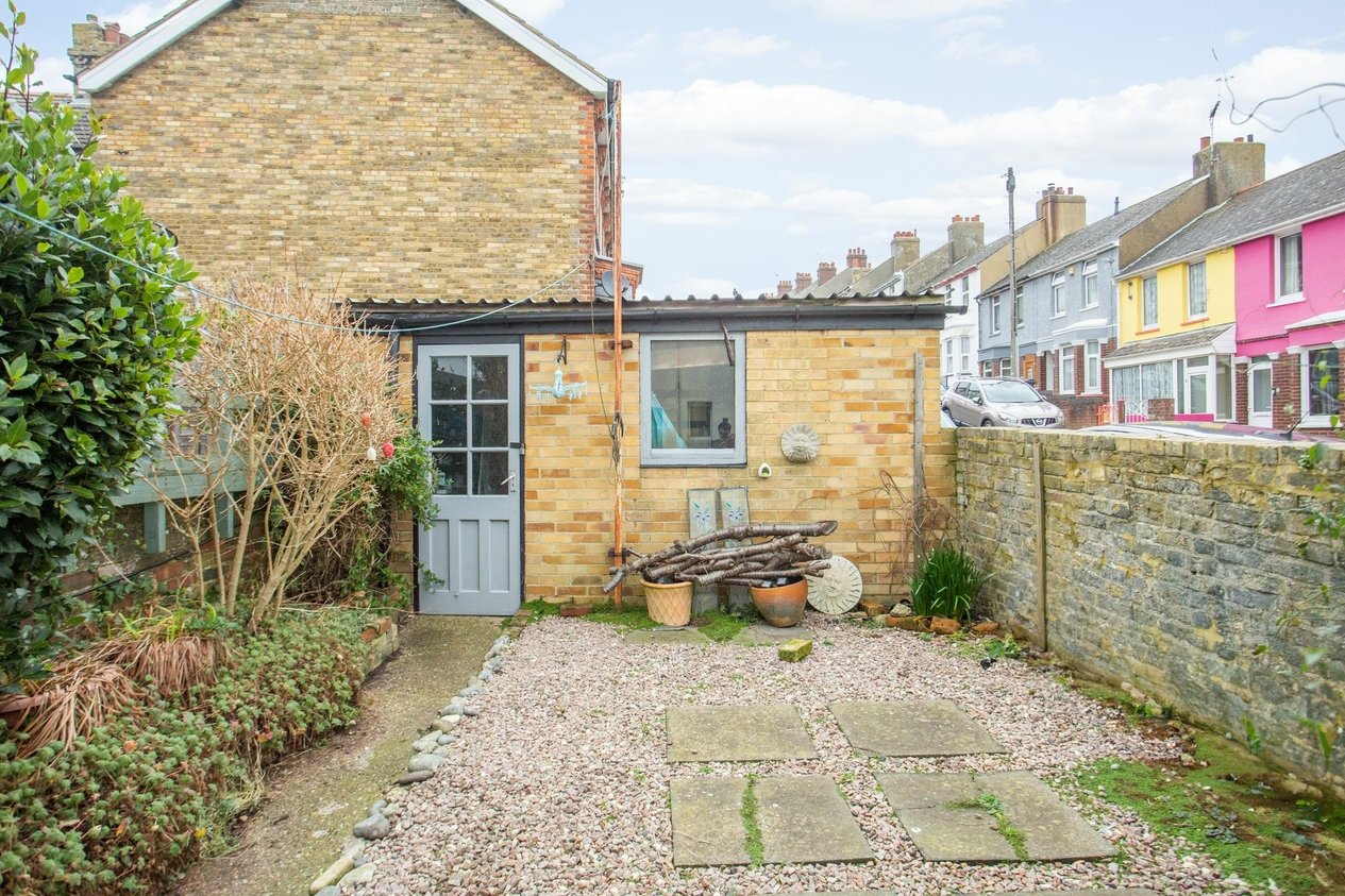 Properties Sold Subject To Contract in Elms Vale Road  Dover