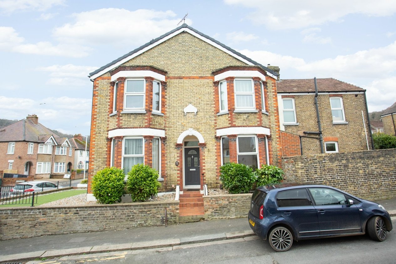 Properties Sold Subject To Contract in Elms Vale Road  Dover