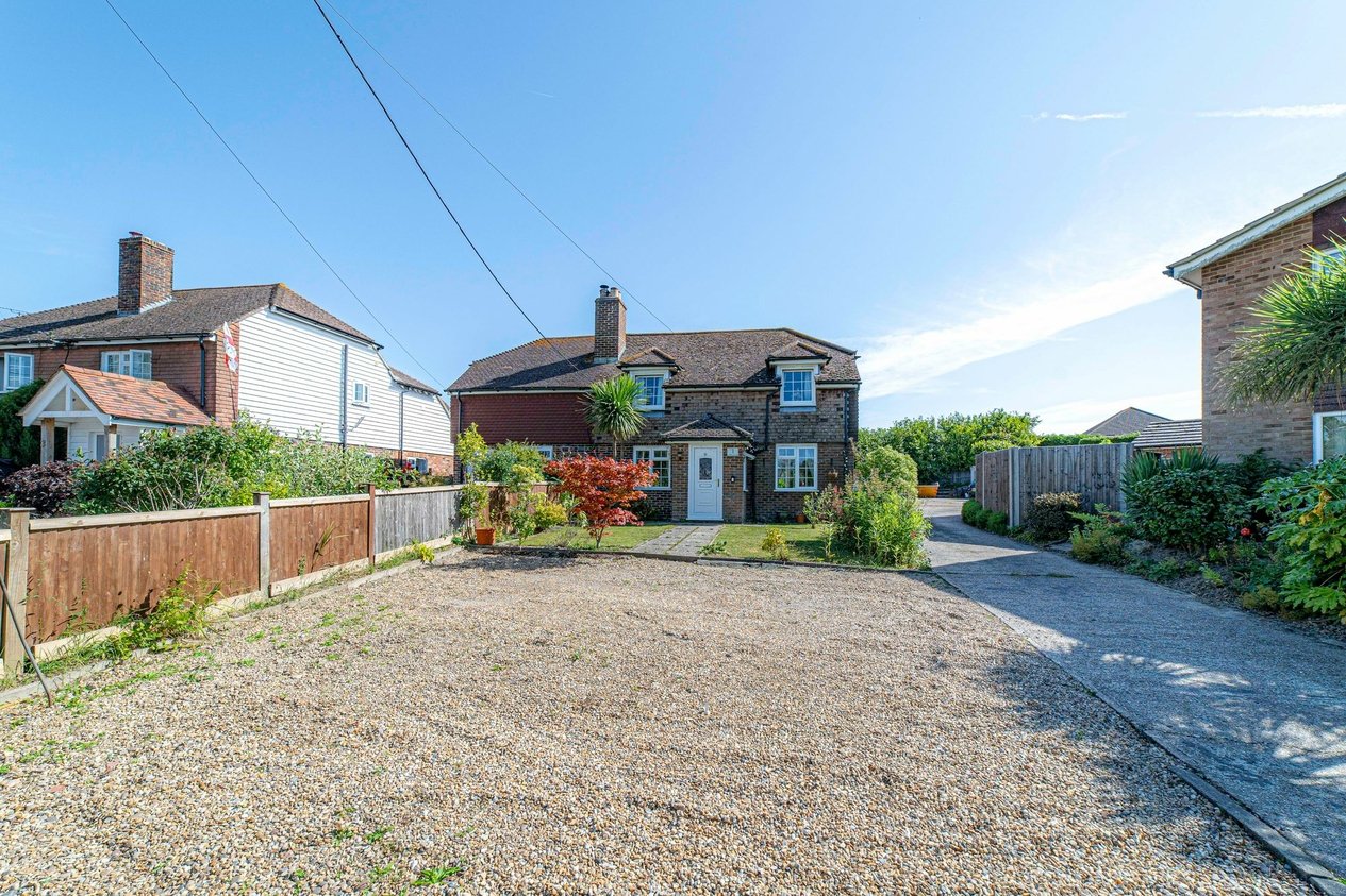 Properties For Sale in Elmtree  Appledore