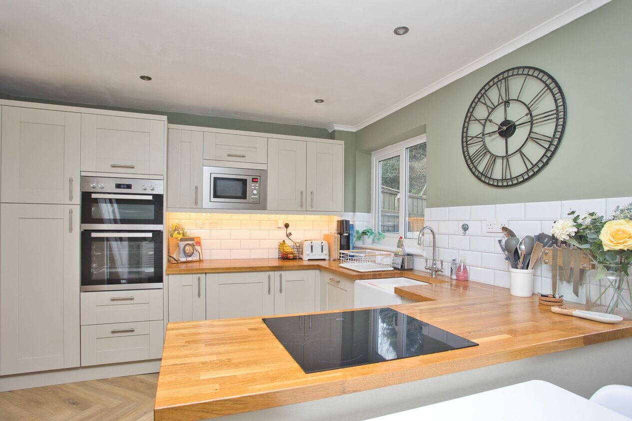 Properties For Sale in Enbrook Valley  Folkestone