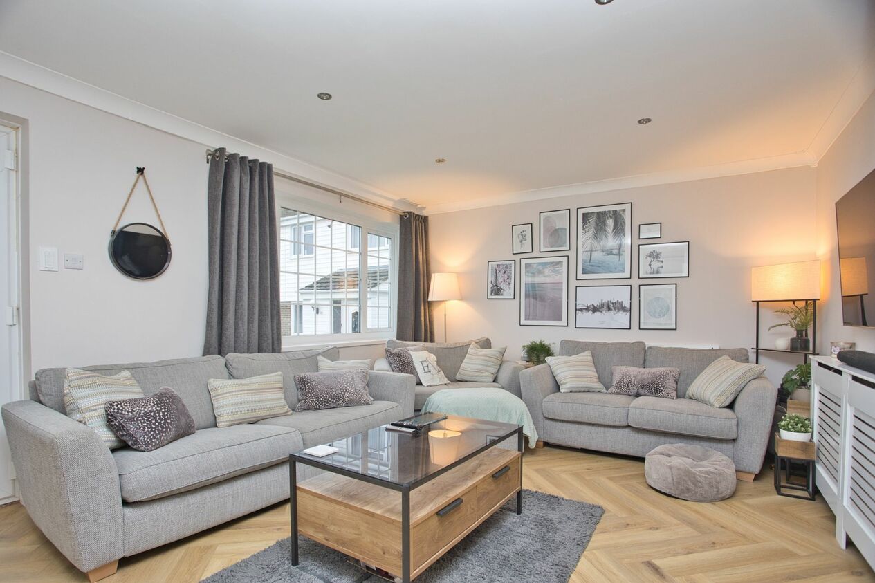 Properties For Sale in Enbrook Valley  Folkestone
