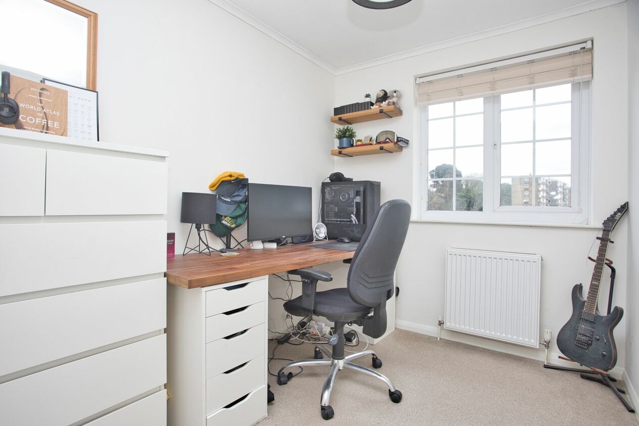 Properties For Sale in Enbrook Valley  Folkestone