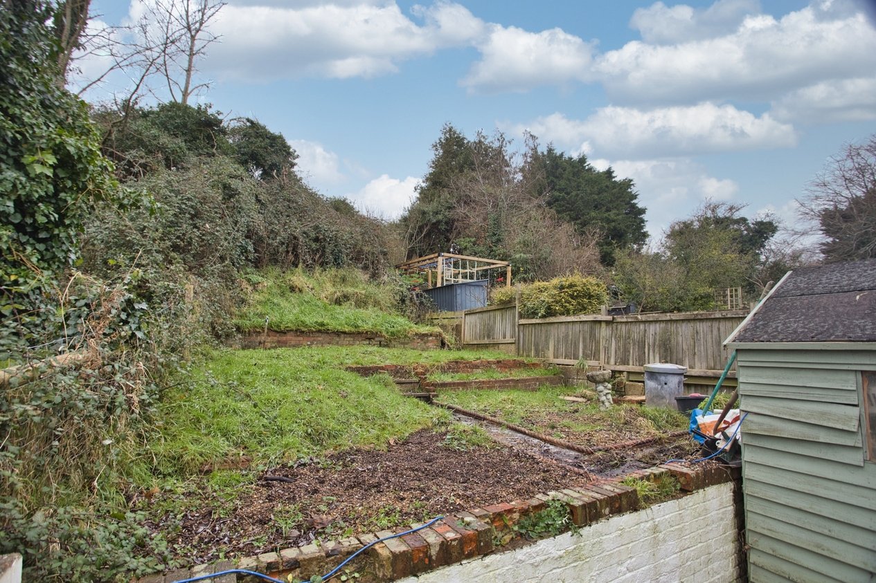 Properties Under Offer in Enbrook Valley Folkestone