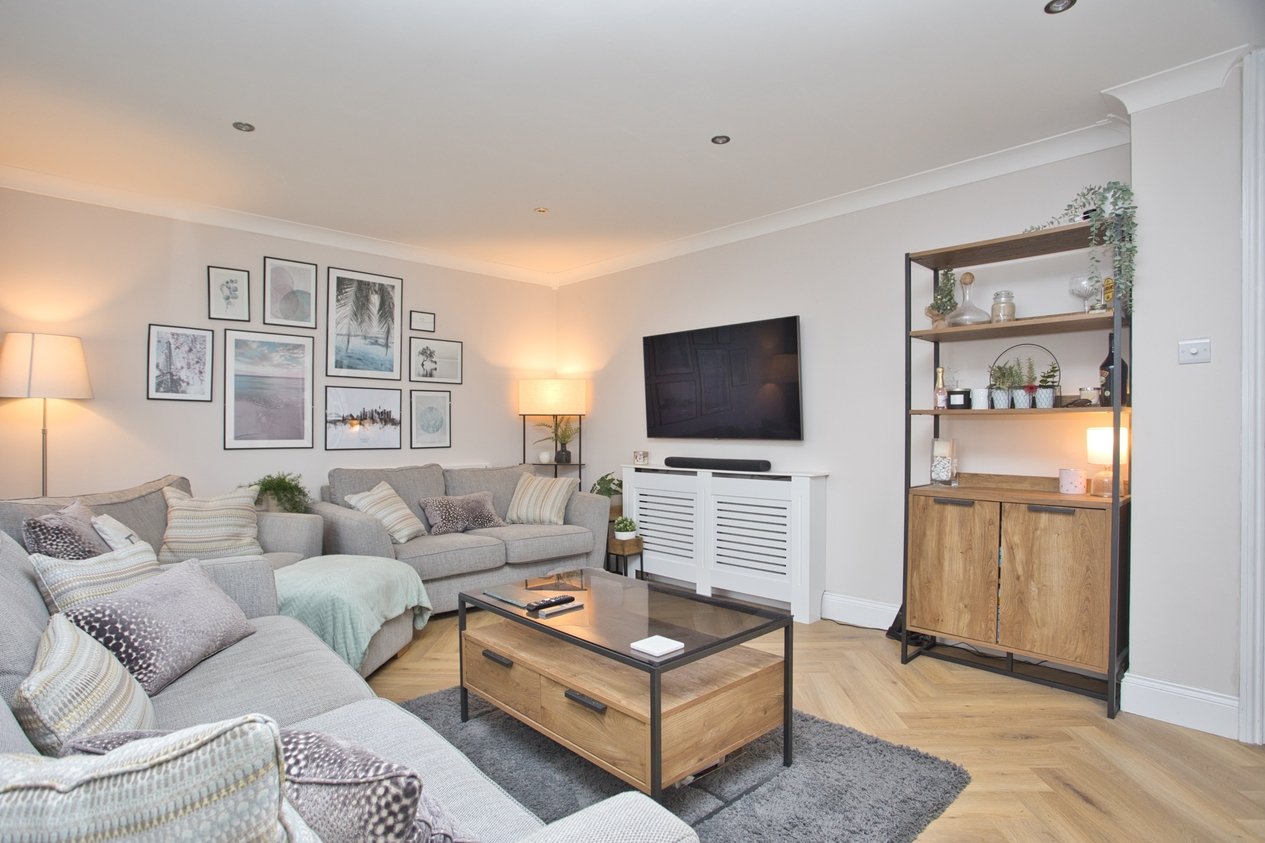 Properties Under Offer in Enbrook Valley Folkestone