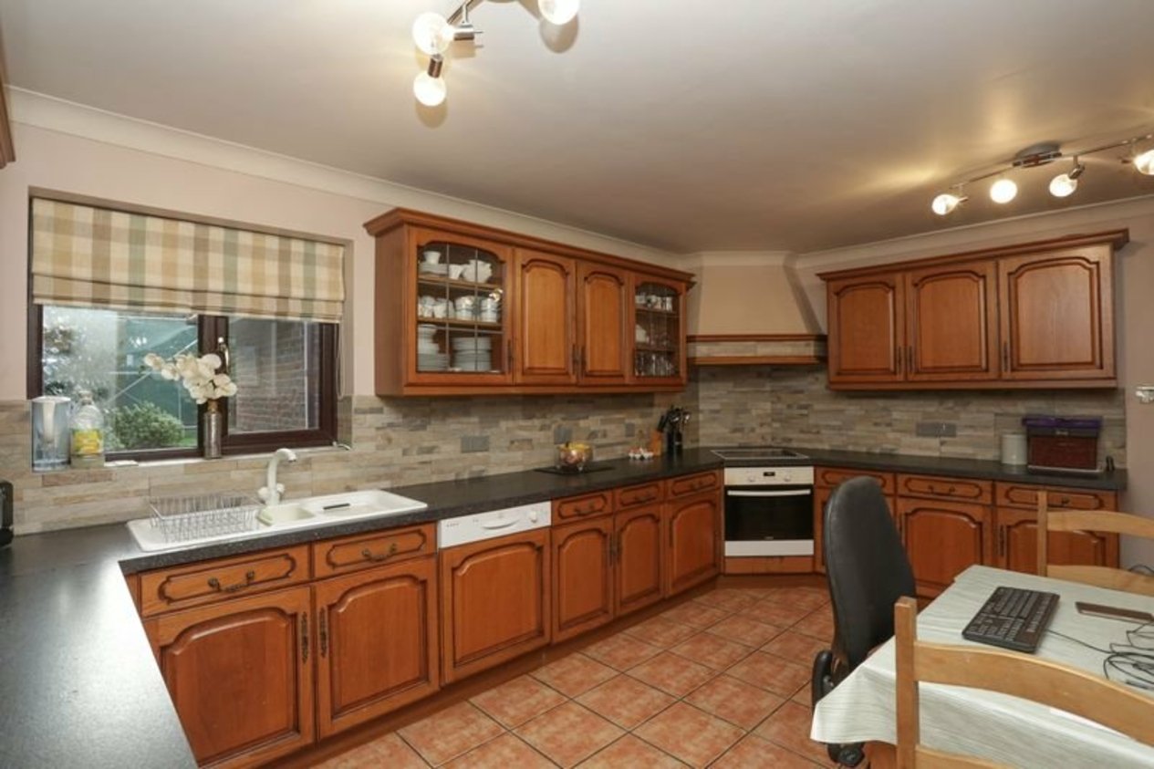 Properties Under Offer in Epple Bay Avenue Birchington
