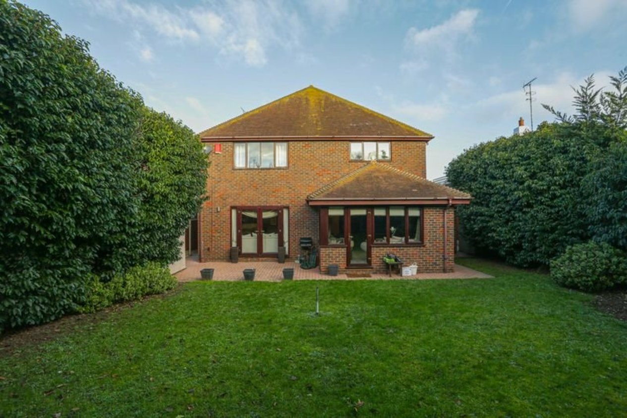Properties Under Offer in Epple Bay Avenue Birchington